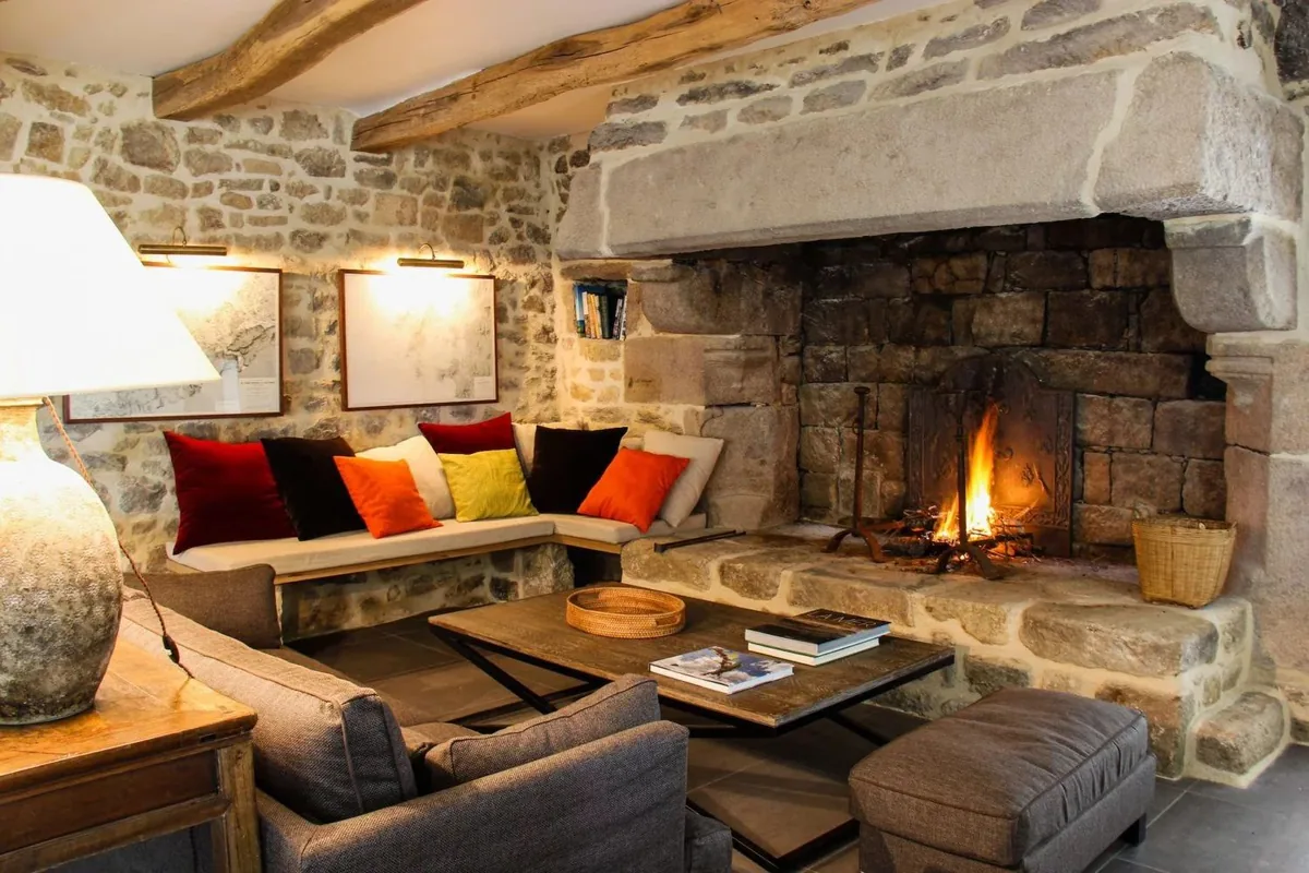 Comparatif des systèmes de chauffage pour une maison bretonne