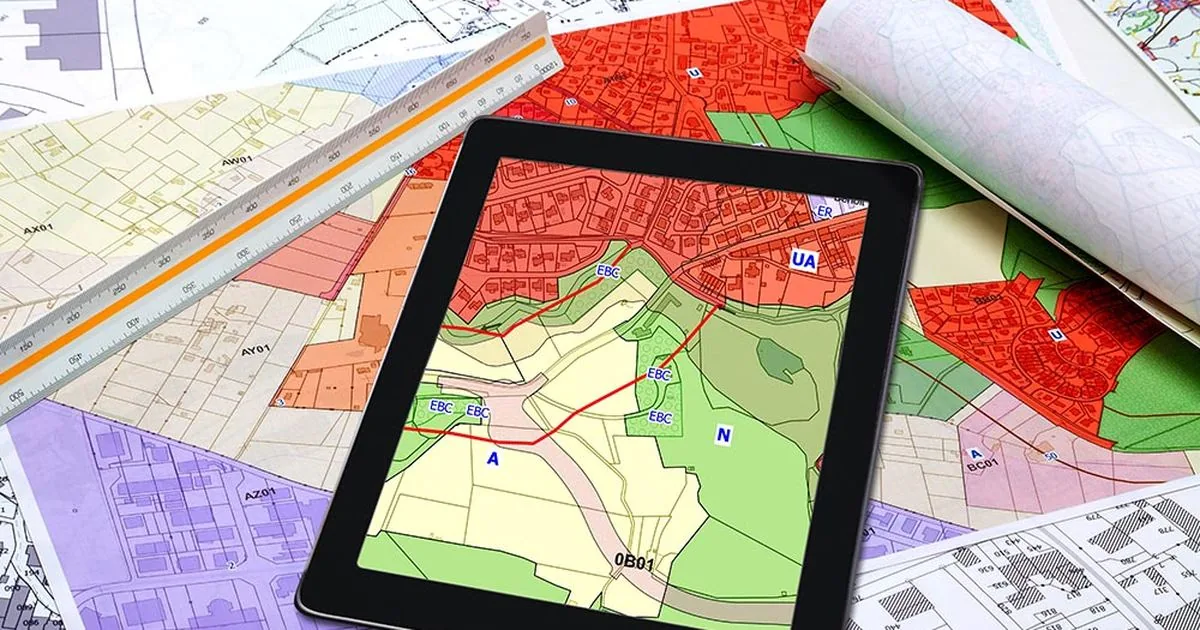 Géoportail, cadastre.gouv.fr ou Google Earth : quel outil choisir ?